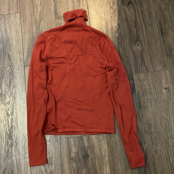 turtle neck sweater - Picture 2 of 2